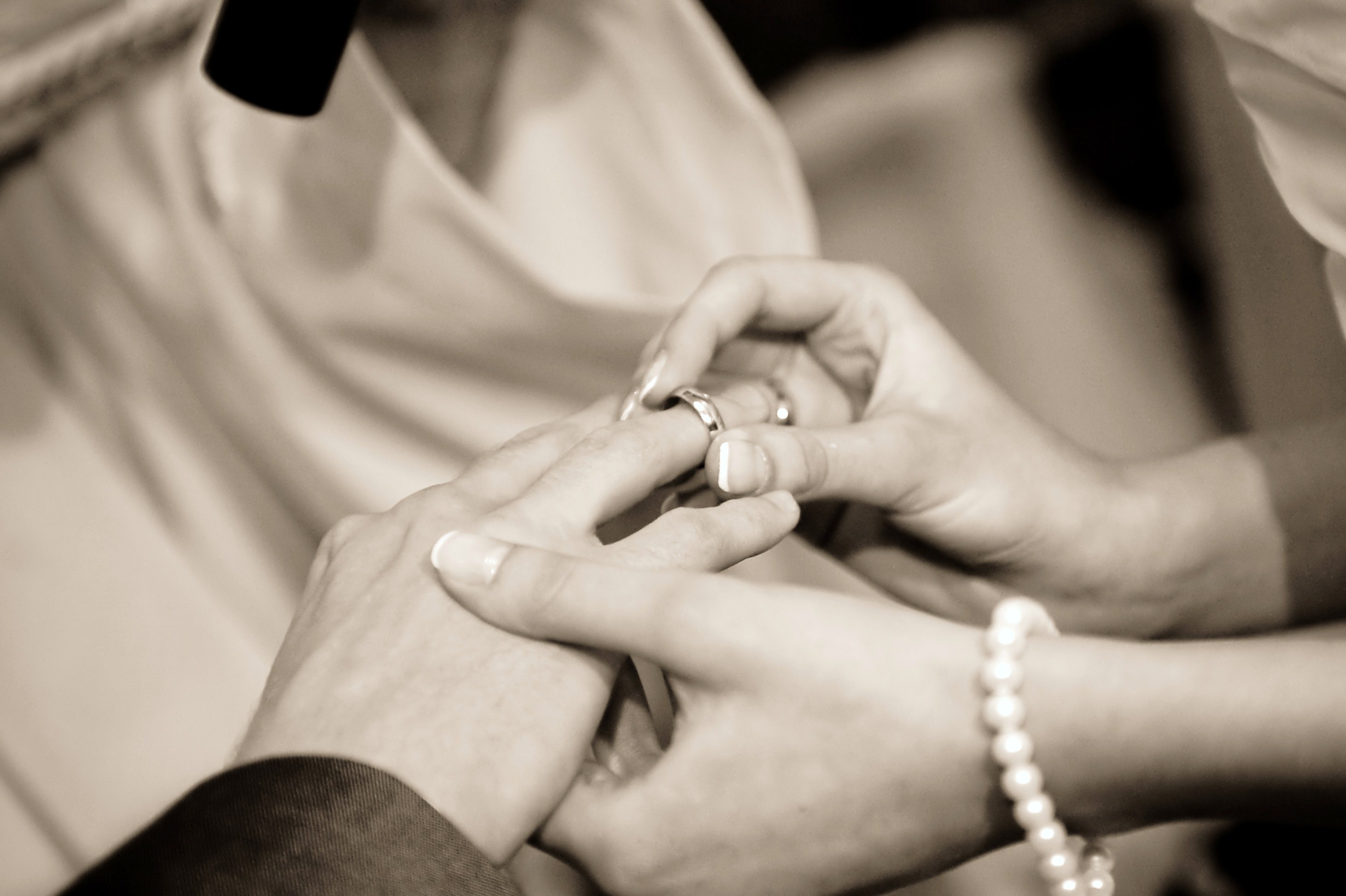Hand Black And White Woman Monochrome Arm Wedding 975523 Pxhere Com